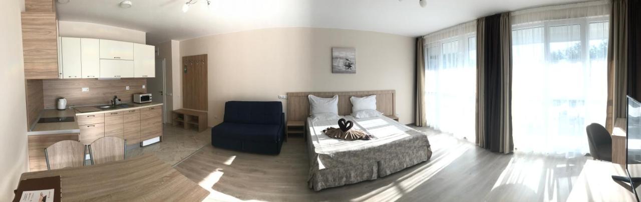 Apart Allure Dobi Aparthotel Primorsko Exterior photo