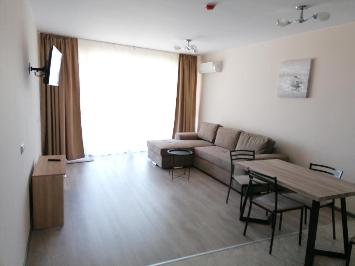 Apart Allure Dobi Aparthotel Primorsko Exterior photo