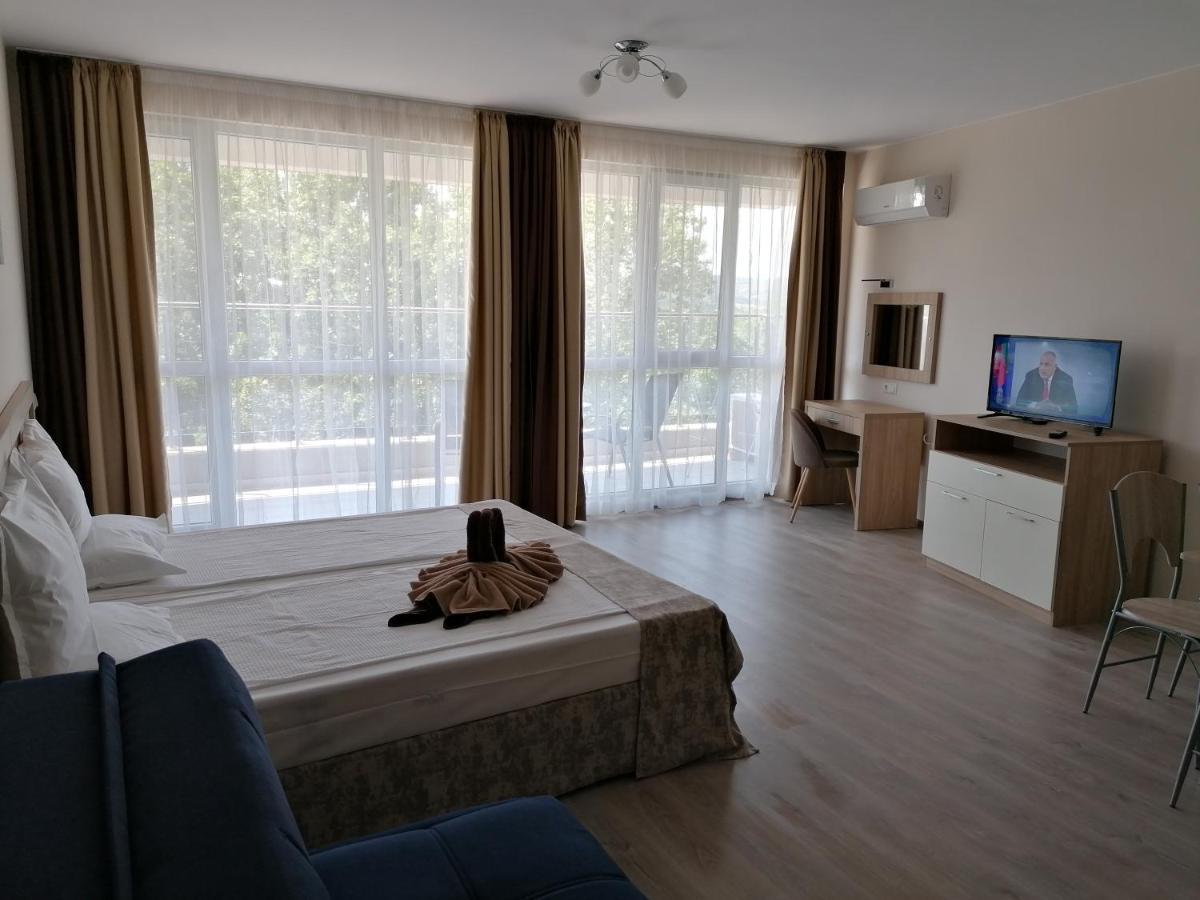 Apart Allure Dobi Aparthotel Primorsko Exterior photo