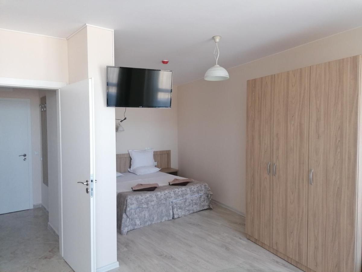Apart Allure Dobi Aparthotel Primorsko Exterior photo