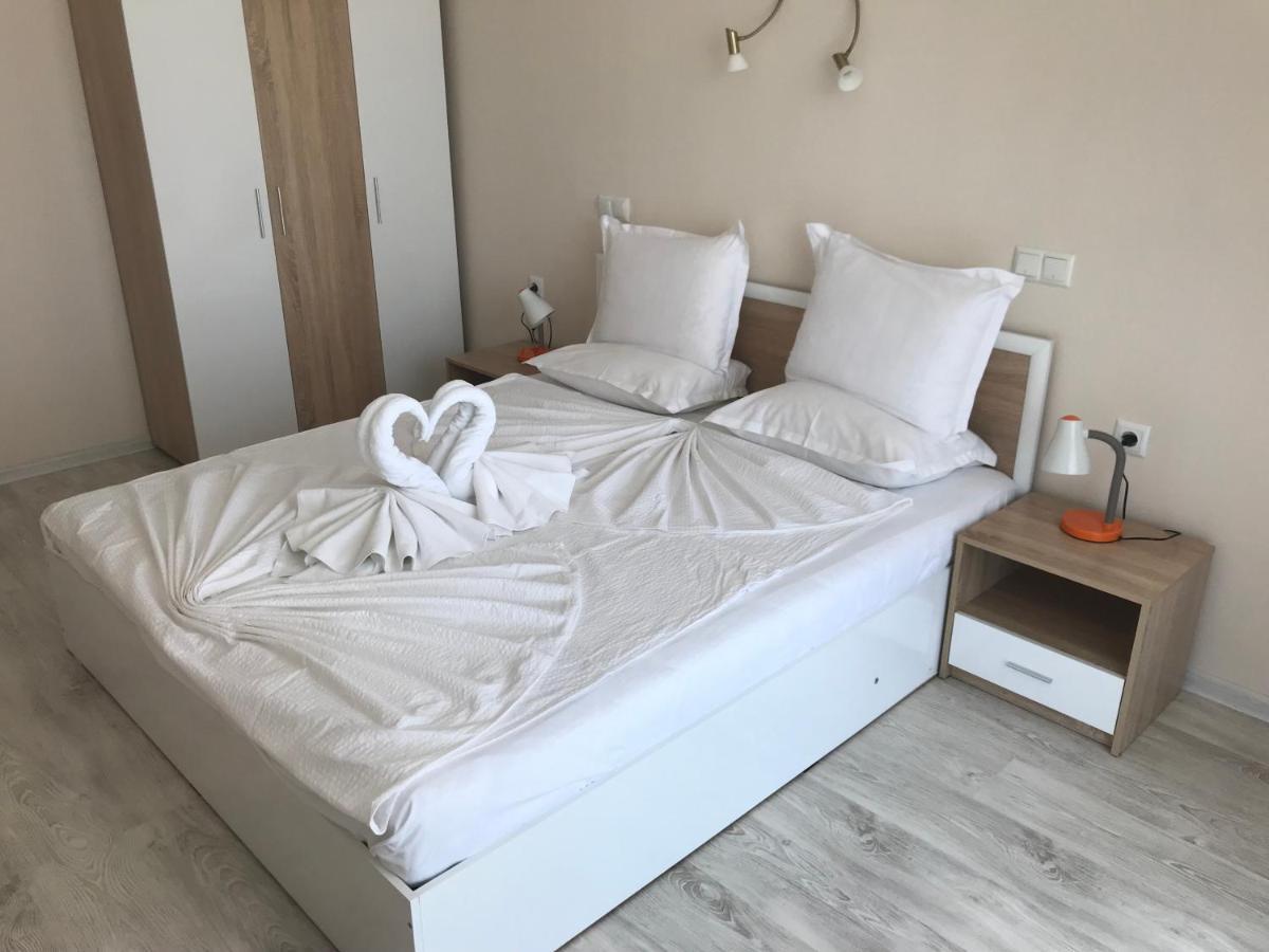 Apart Allure Dobi Aparthotel Primorsko Exterior photo