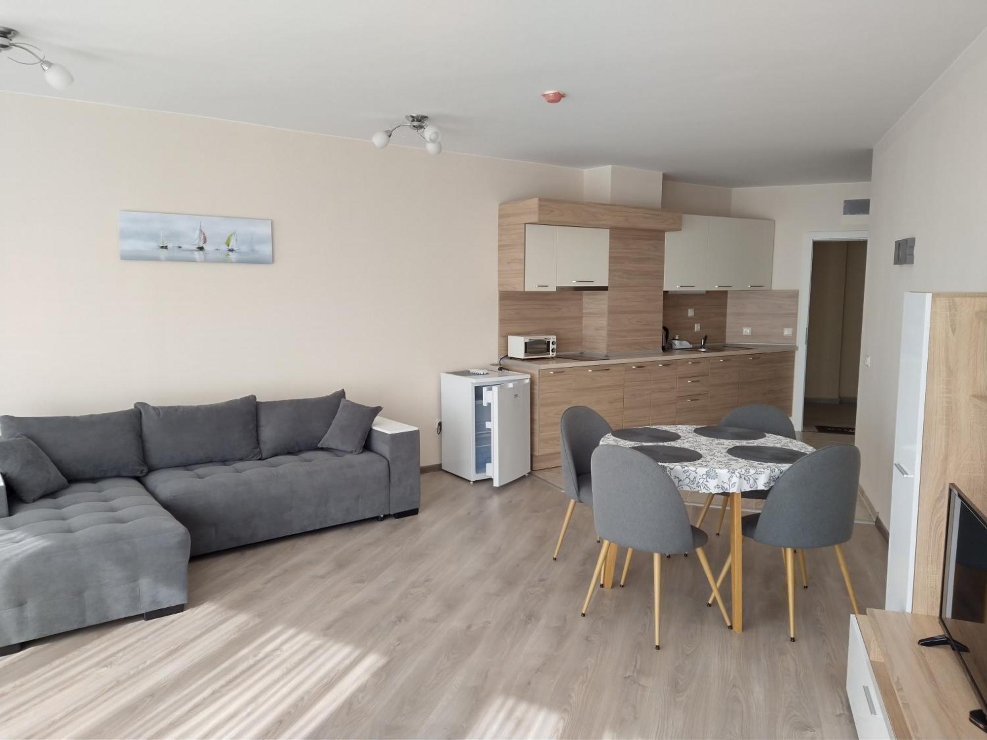 Apart Allure Dobi Aparthotel Primorsko Exterior photo